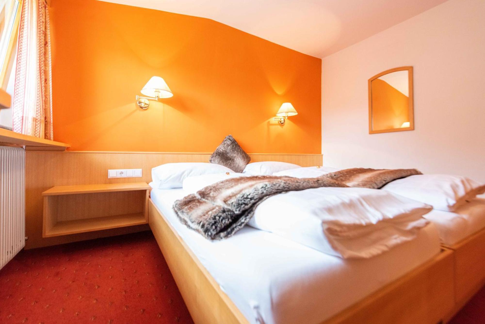 Hotel Guesthouse Dalnig Bad Kleinkirchheim Room photo